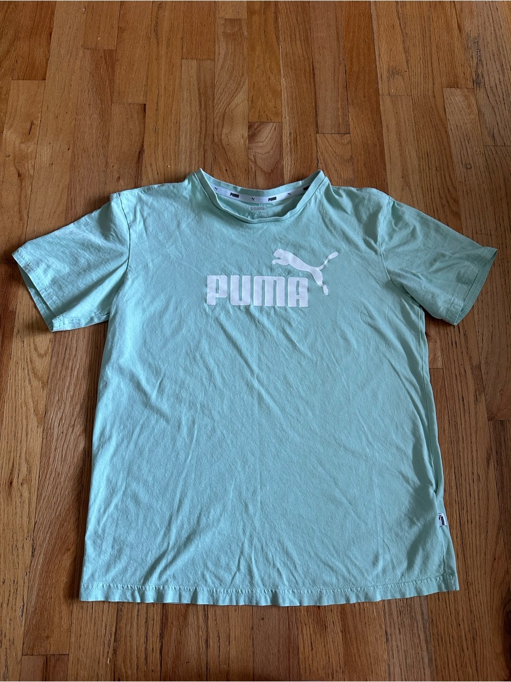 Women’s PUMA Pastel Green T-Shirt Size Small